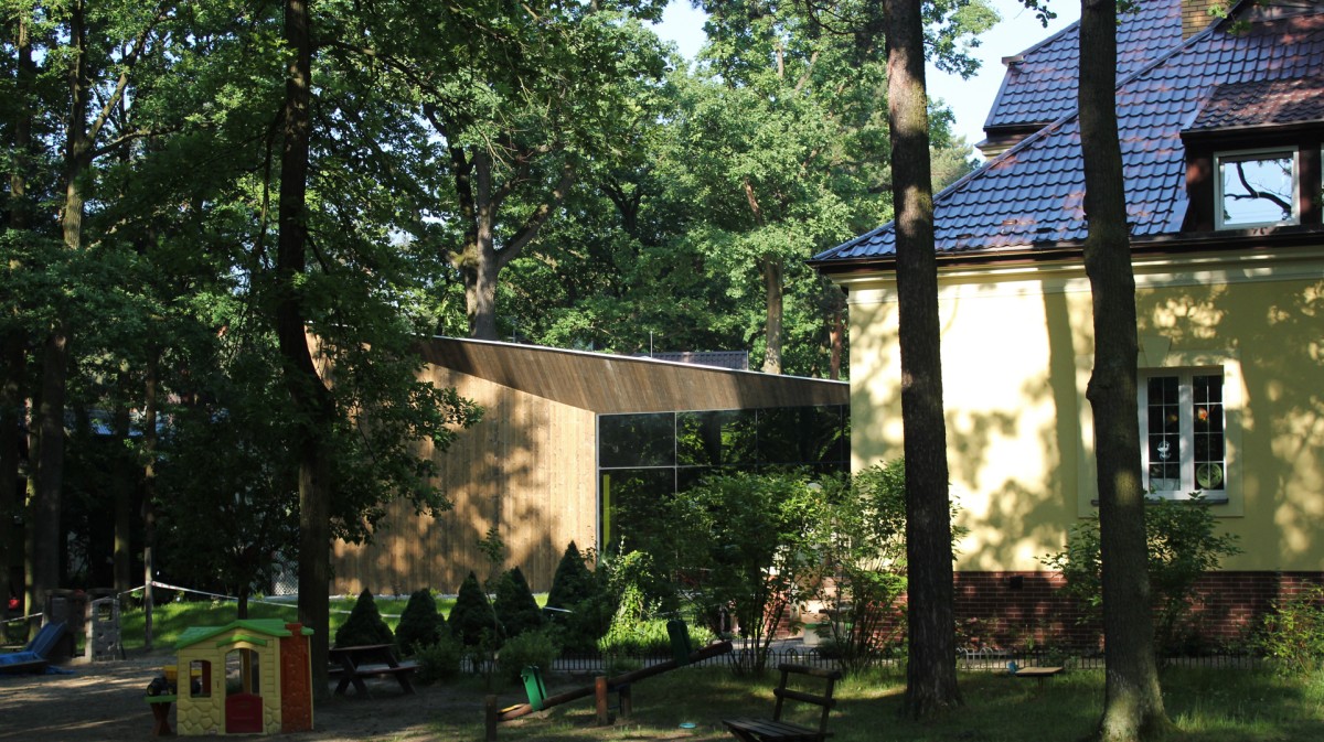 kindergarten under the 0aks